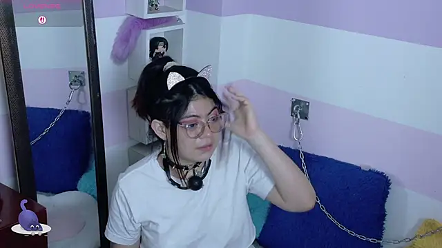 Catwhite_'s Live XXX Chat