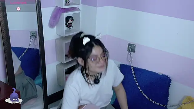 Catwhite_'s Live XXX Chat