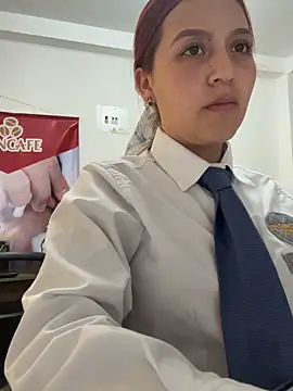 Emily-7_ Live XXX-chat