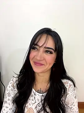 EmmyEvans1 Live XXX-chat