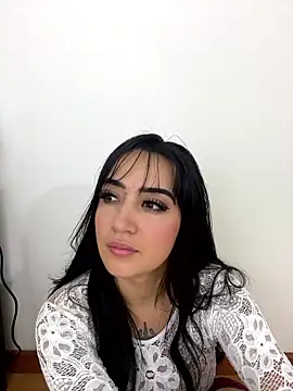 EmmyEvans1: онлайн-секс-чат