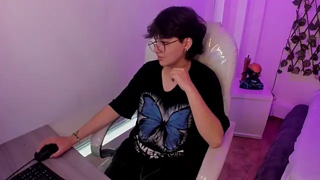 Nathaly_ds' Live XXX Chat