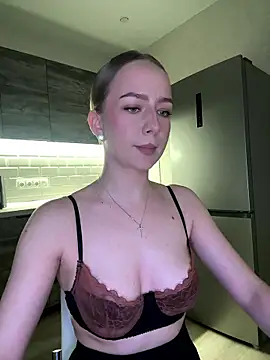 MissOyee Chat XXX live