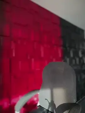 Emily-teen 在線直播表演