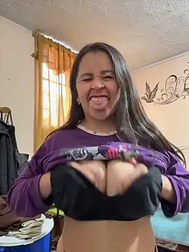 Show de latinfemale na webcam