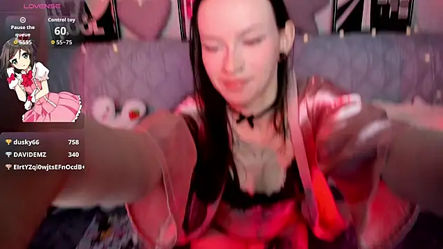 KittiMissi's Live XXX Chat