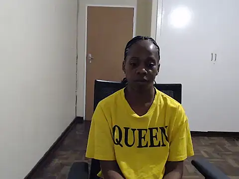 QUEENMANDYY Chat XXX live
