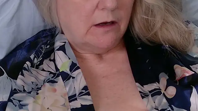 Kaitlyn_Winters: онлайн-секс-чат