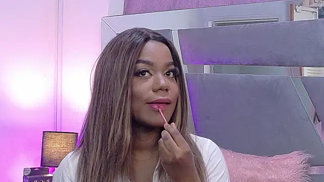 Chatroom XXX en direct de LorraiineJohnson