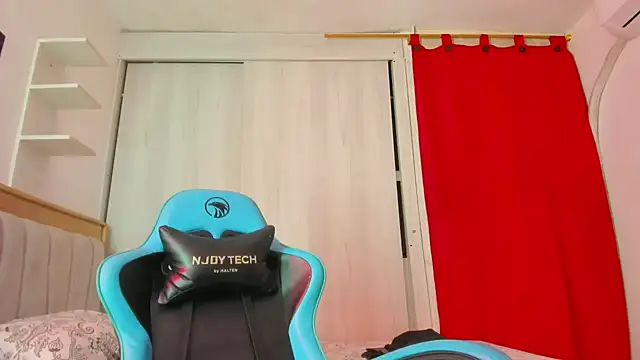 Lunastar02 Chat XXX live