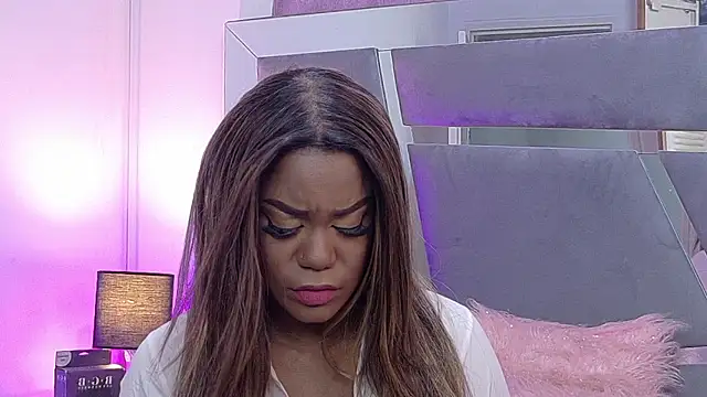 LorraiineJohnson Chat XXX in diretta