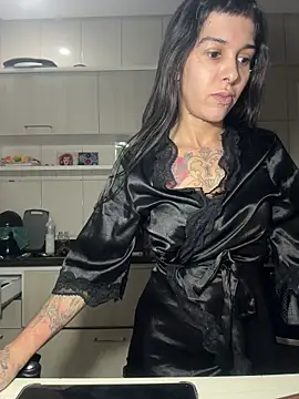 دردشة Nikatsu الجنسية المباشرة