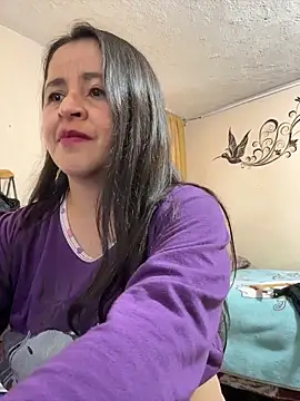 Онлайн чат XXX latinfemale