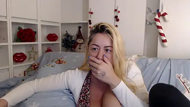 _karolynesyera_ Chat XXX in diretta