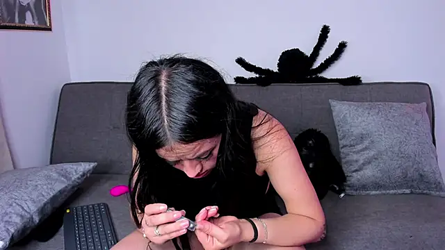 lilielou_'s Live XXX Chat