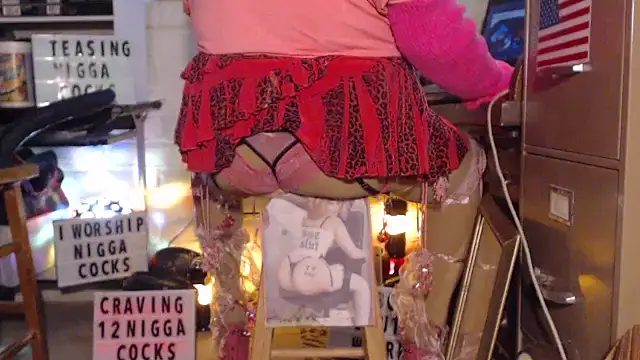 Pokazy przed kamerką – tgirljillforbbc