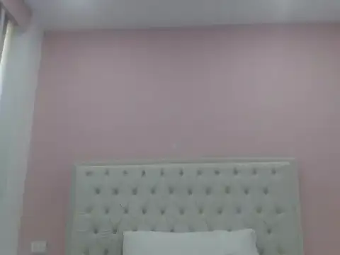 Gabycutee: онлайн-секс-чат