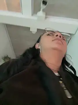 michell_boobs_'s Live XXX Chat