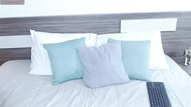 Liiamthompson 现场XXX聊天