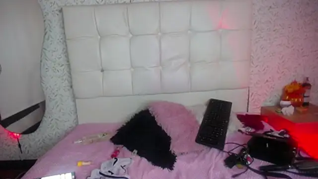 antia_z's Live XXX Chat