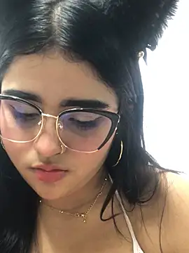 Nara_Bloom: онлайн-секс-чат