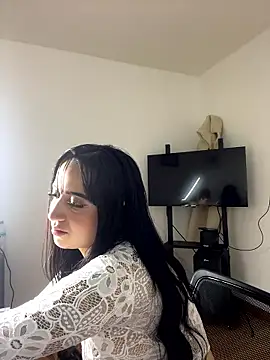 EmmyEvans1's Live XXX Chat