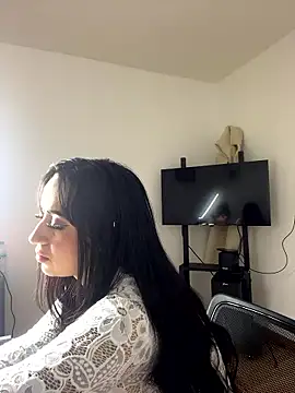 EmmyEvans1's Live XXX Chat