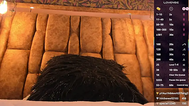 KiaraCarter's Live XXX Chat