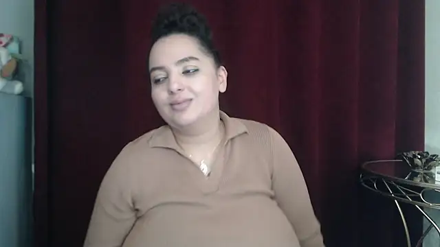 BustyAllyy's Webcam Show