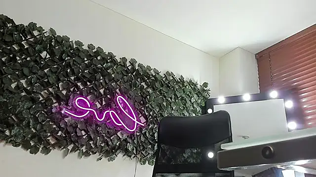 Czat XXX na żywo – Samanta_Ortiz