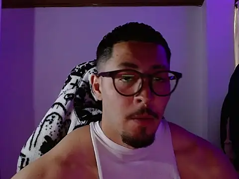 Spilios_low 라이브 XXX 채팅