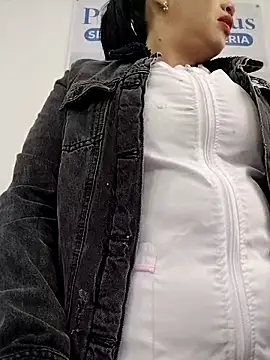 Czat XXX na żywo – MILA__06