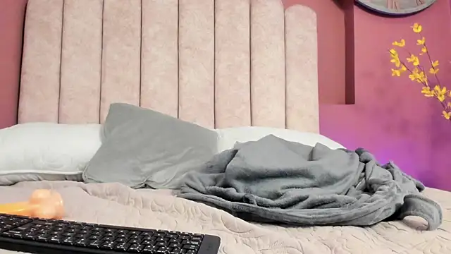 Miaa_Adams_'s Live XXX Chat