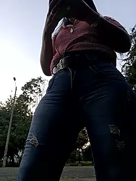 misshot_02 élő XXX-chatje