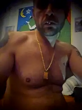 lokurasvarias' Webcam Show