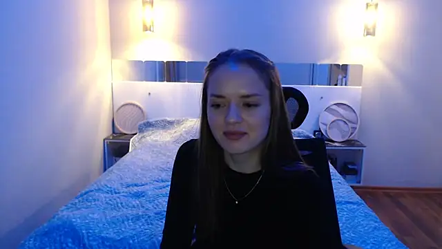 lunaaaaa23 即時 XXX 聊天