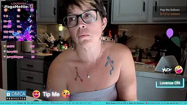 โชว์เว็บแคมของ YogaHottie76