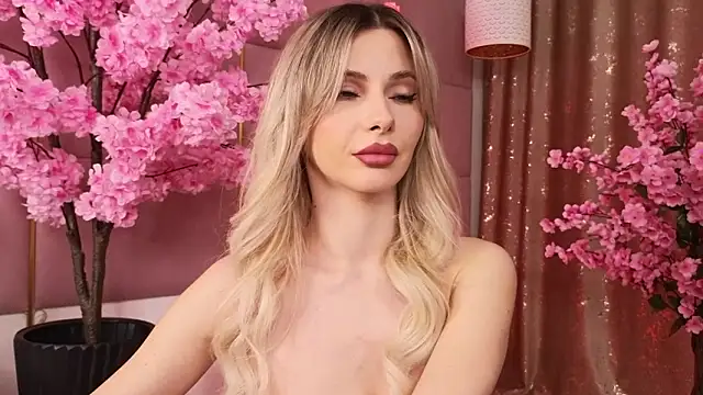 โชว์เว็บแคมของ Elliblue