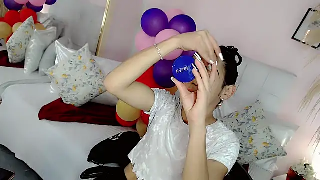 nathalialoes1 Webcam show