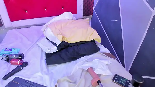 VictoriaDuart's Live XXX Chat