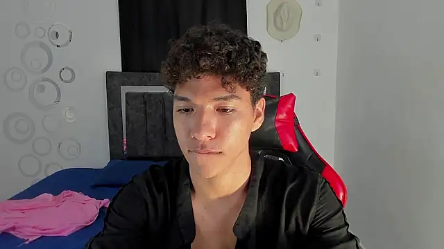 Maximiliano_Khalil Chat XXX live