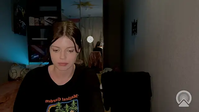 t_files_x's Live XXX Chat