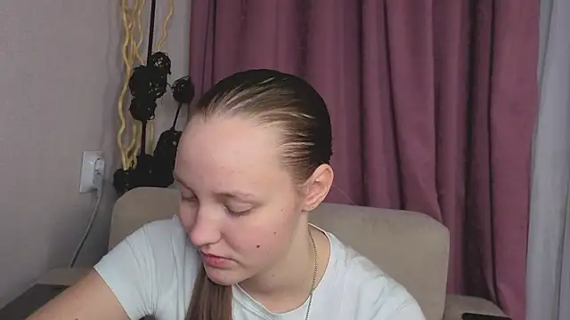 BibiStapler's Live XXX Chat