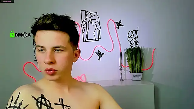 leo_valor's Live XXX Chat