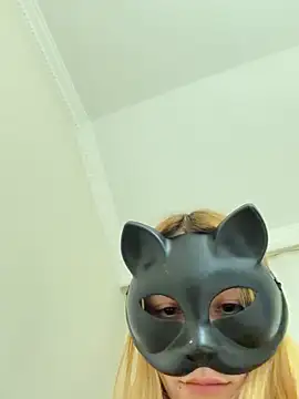 โชว์เว็บแคมของ tinyhornygirl