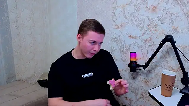 -WildKings-'s Live XXX Chat