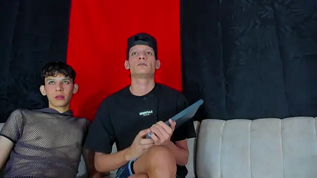 Živý XXX chat PleasureBoys