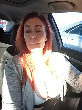 HollyTattoo: онлайн-секс-чат