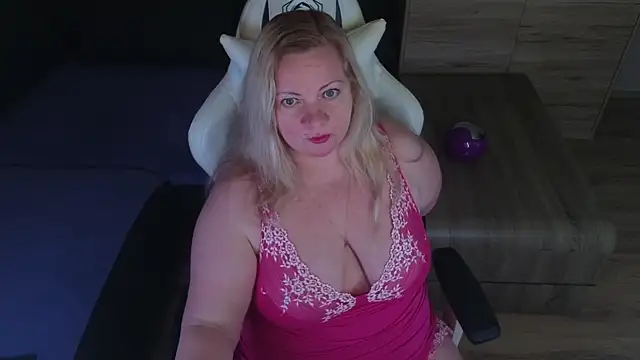 MolligSpielle: онлайн-секс-чат