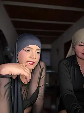 lalilamassu1's Webcam Show